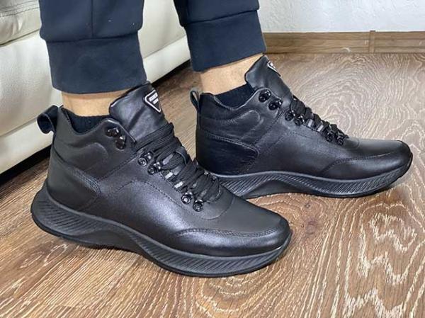 Ботинки чёрные с декоративными элементами - Обувная фабрика «IGORETII»