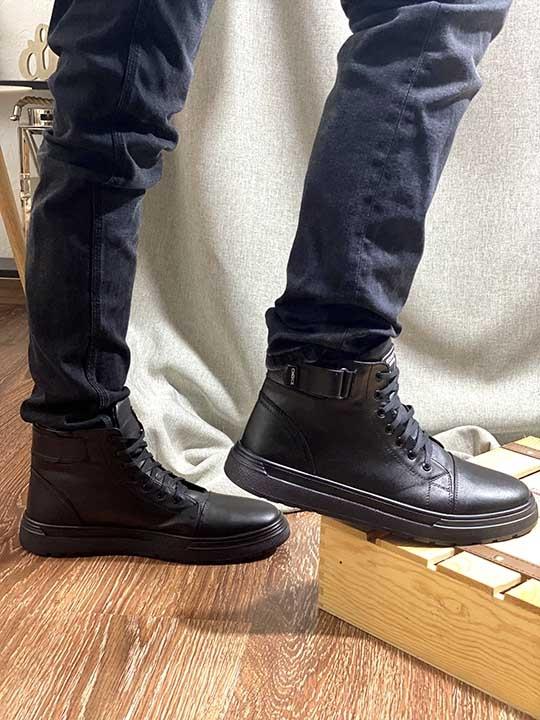 Ботинки чёрные с ремешком сзади натуральная кожа - Обувная фабрика «IGORETII»