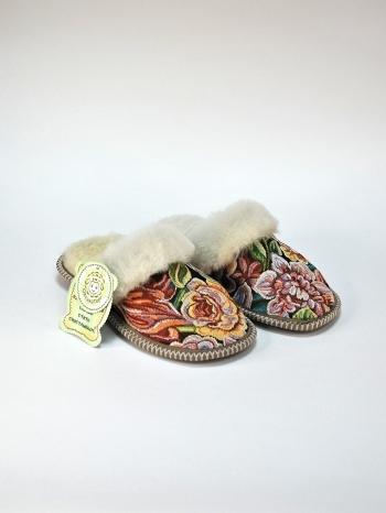 Тапочки с гобеленом  - Обувная фабрика «ОвчинаТорг»