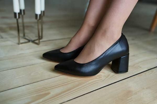 Туфли чёрные  на каблуке 6см натуральная кожа - Обувная фабрика «IGORETII»