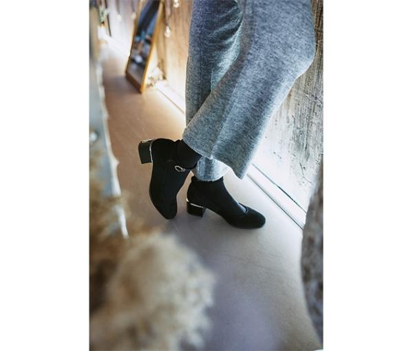 Туфли чёрный замш на каблуке с застёжкой натуральная кожа - Обувная фабрика «IGORETII»