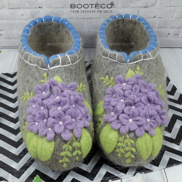 Валяные тапочки с 3D вышивкой Сирень - Обувная фабрика «Booteco»